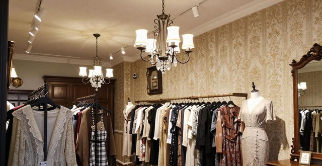 女装店面装修风格效果图展示_女装专卖店装修风格_女装店面装修技巧
