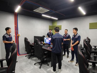 想开电竞馆怕网咖装修费用踩坑？看实体案例选靠谱设计团队